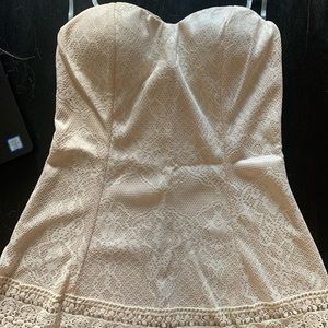 Size Small strapless lace top